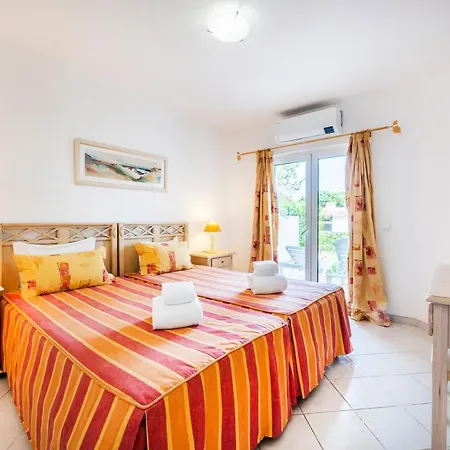 Family Holidays @ Balaia 143 公寓 *